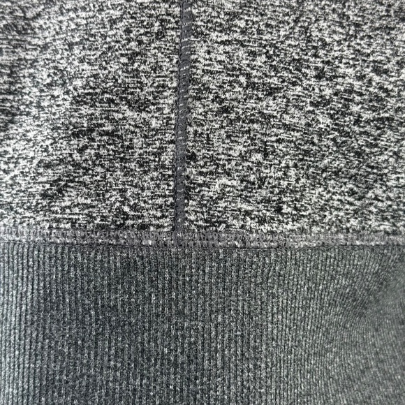 Gwen Cozy Pullover Size Medium - Picture 14 of 16